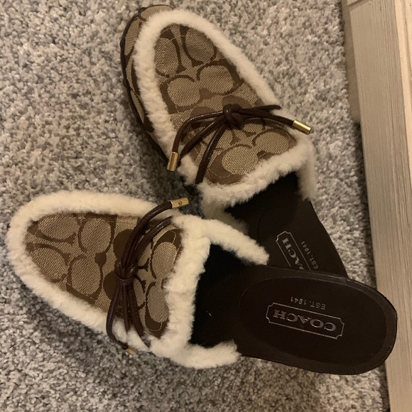 Coach Clogs Size 8 - Picture 2 of 3